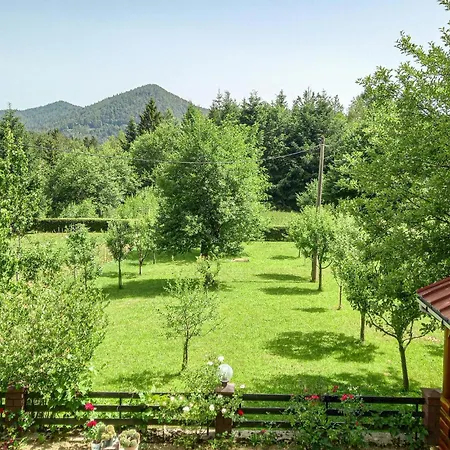 בית נופש 2 Bedroom Awesome In Homer-lokve *