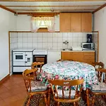 2 Bedroom Awesome In Homer-lokve *