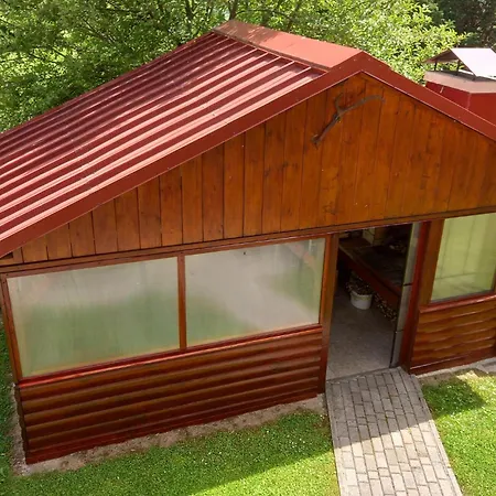 Дом отдыха Cozy In Homer-lokve With Wifi